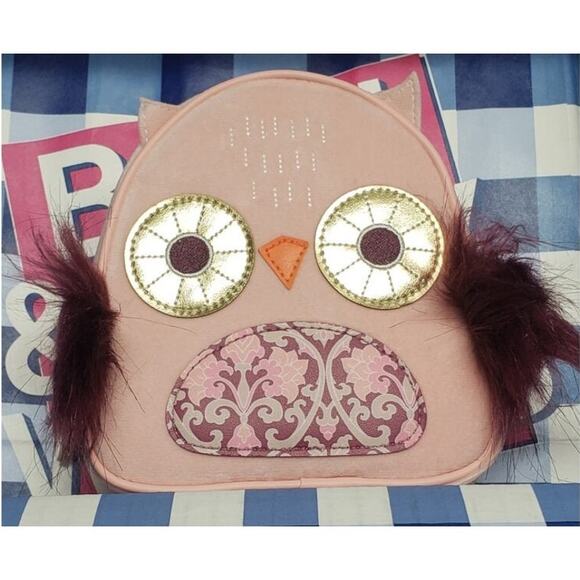 BBW Soft Fuzzy Fur Pink Owl w. Fur Wing Travel Carry All Cosmetic Bag - Picture 1 of 3